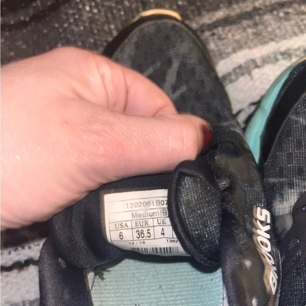 Brooks Launch 3 Women’s Running Shoes Black Teal White Size 6 - Picture 4 of 4